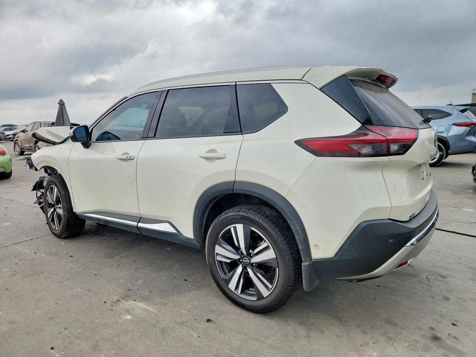 2023 NISSAN ROGUE PLATINUM 2