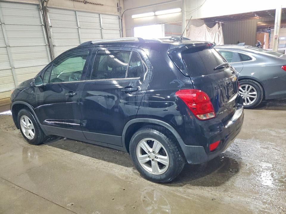 2017 CHEVROLET TRAX 1LT 2