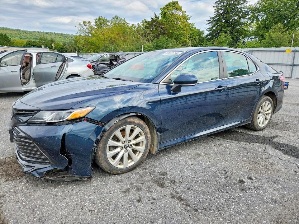 2020 TOYOTA CAMRY LE - 1