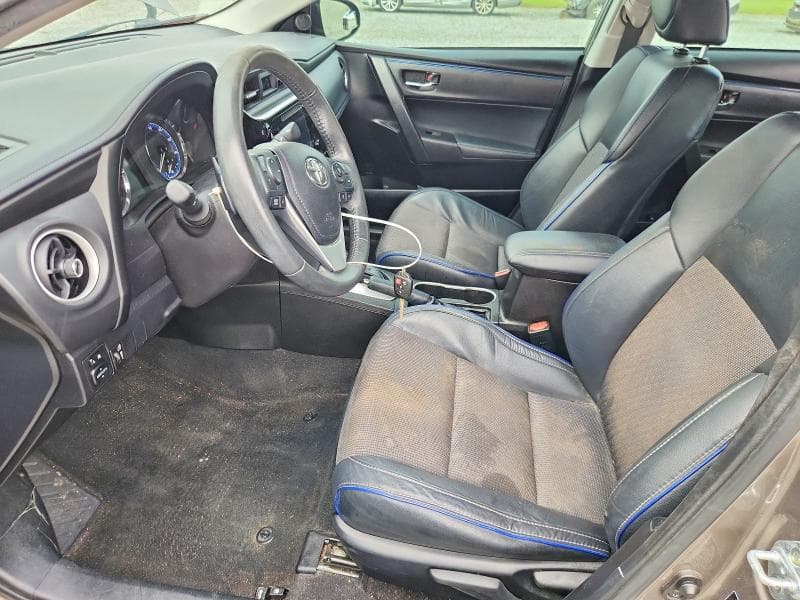 2017 TOYOTA COROLLA SE 7