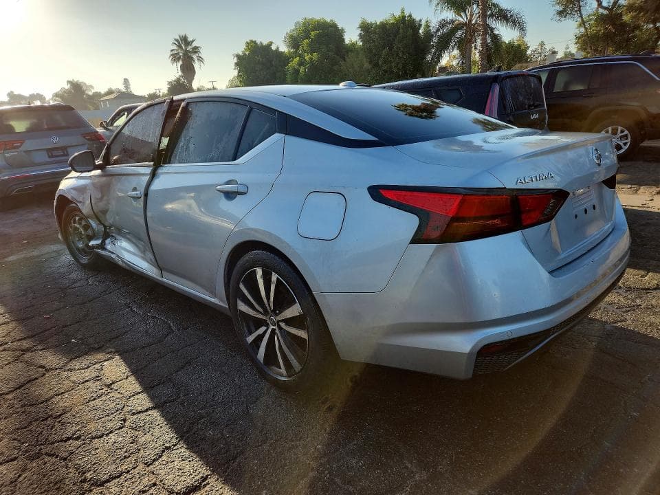 2021 NISSAN ALTIMA SR 2