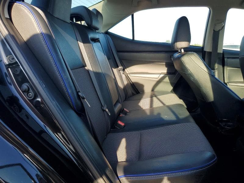 2017 TOYOTA COROLLA SE 10
