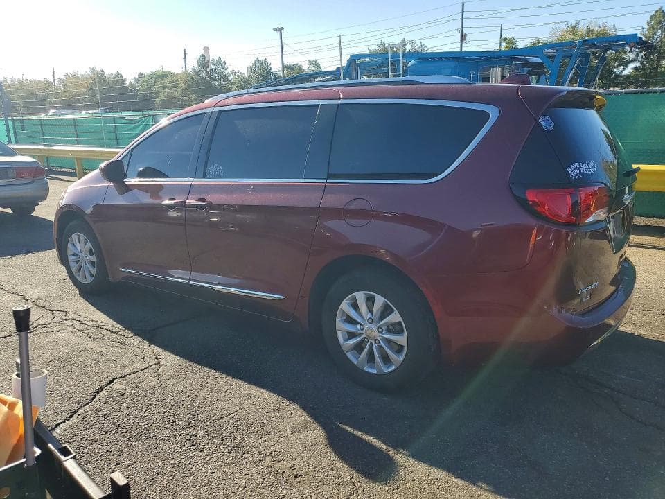 2018 CHRYSLER PACIFICA TOURING L 2