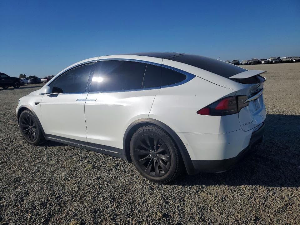 2017 TESLA MODEL X 2