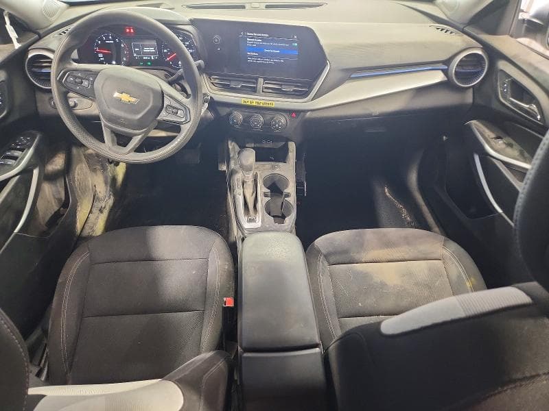 2025 CHEVROLET TRAX LS 8