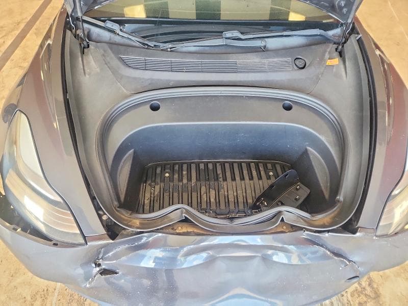 2018 TESLA MODEL 3 11
