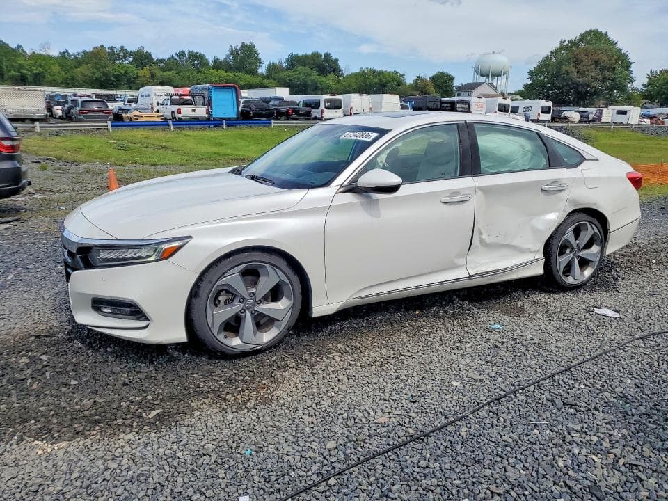 2018 HONDA ACCORD TOURING - 1