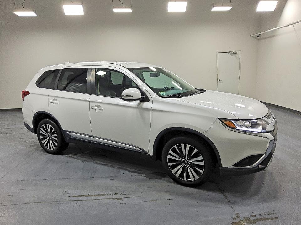 2019 MITSUBISHI OUTLANDER SE 4