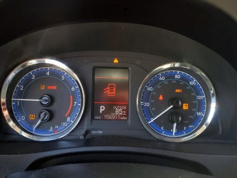 2017 TOYOTA COROLLA LE 9
