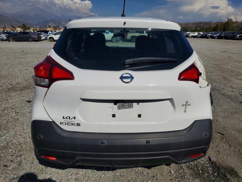 2020 NISSAN KICKS S 6