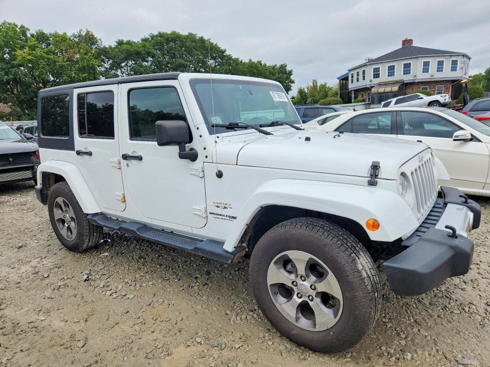2018 JEEP WRANGLER UNLIMITED SAHARA 4