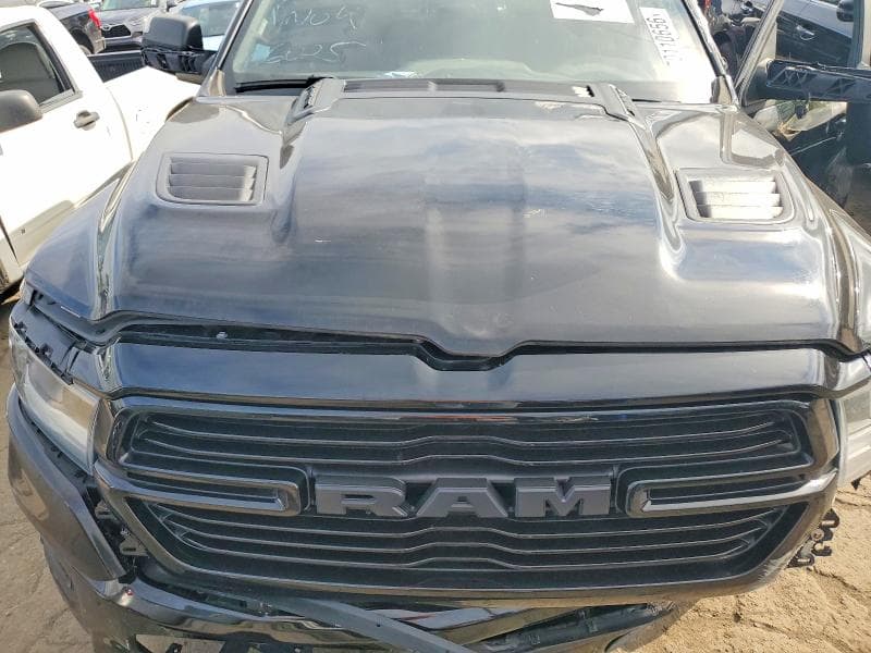 2019 RAM 1500 LARAMIE 11