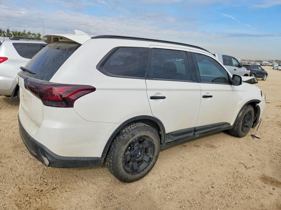 2018 MITSUBISHI OUTLANDER GT 3