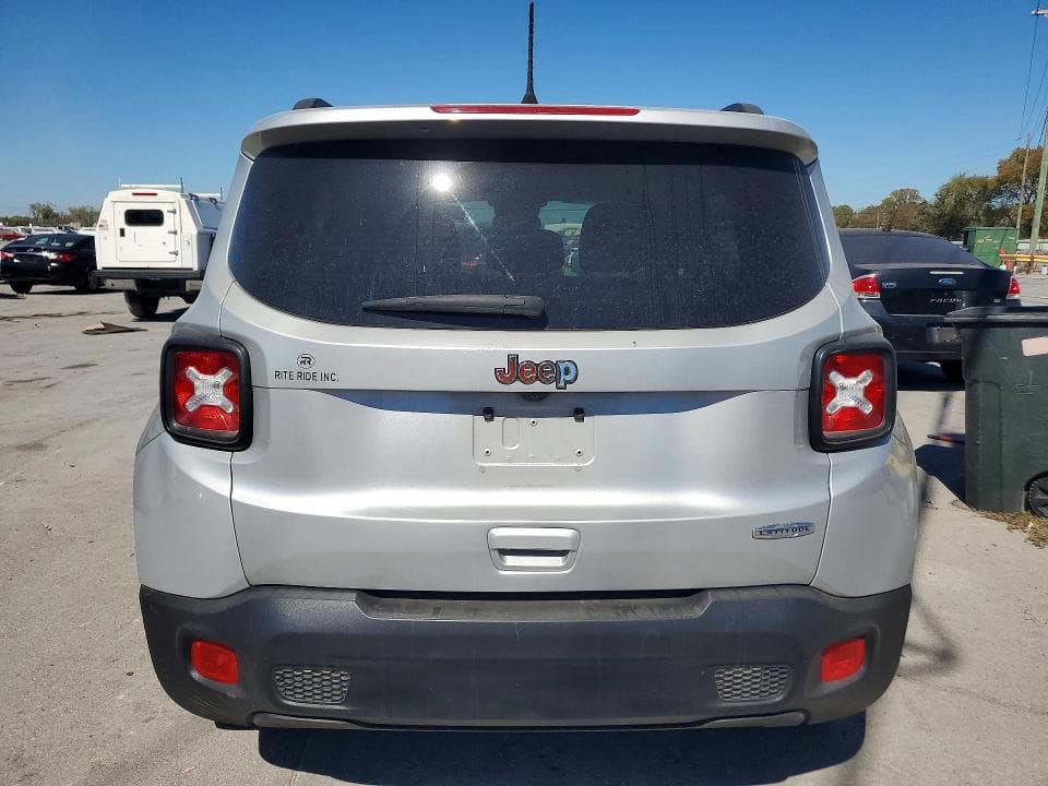 2018 JEEP RENEGADE LATITUDE 6