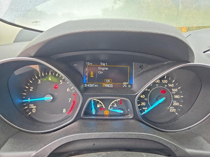 2017 FORD ESCAPE SE 9