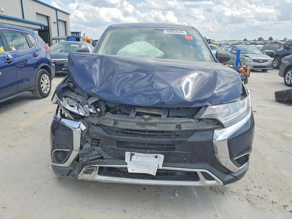 2019 MITSUBISHI OUTLANDER ES 5
