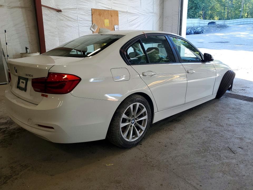 2018 BMW 320 XI 3