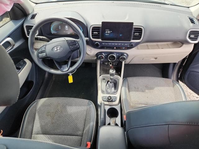 2023 HYUNDAI VENUE 8
