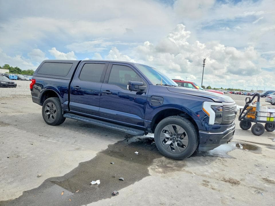 2023 FORD F150 LIGHTNING PRO 4