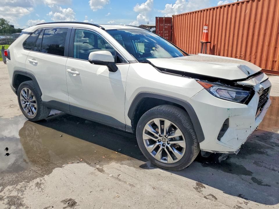 2021 TOYOTA RAV4 XLE PREMIUM 4