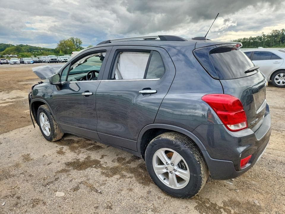 2017 CHEVROLET TRAX 1LT 2