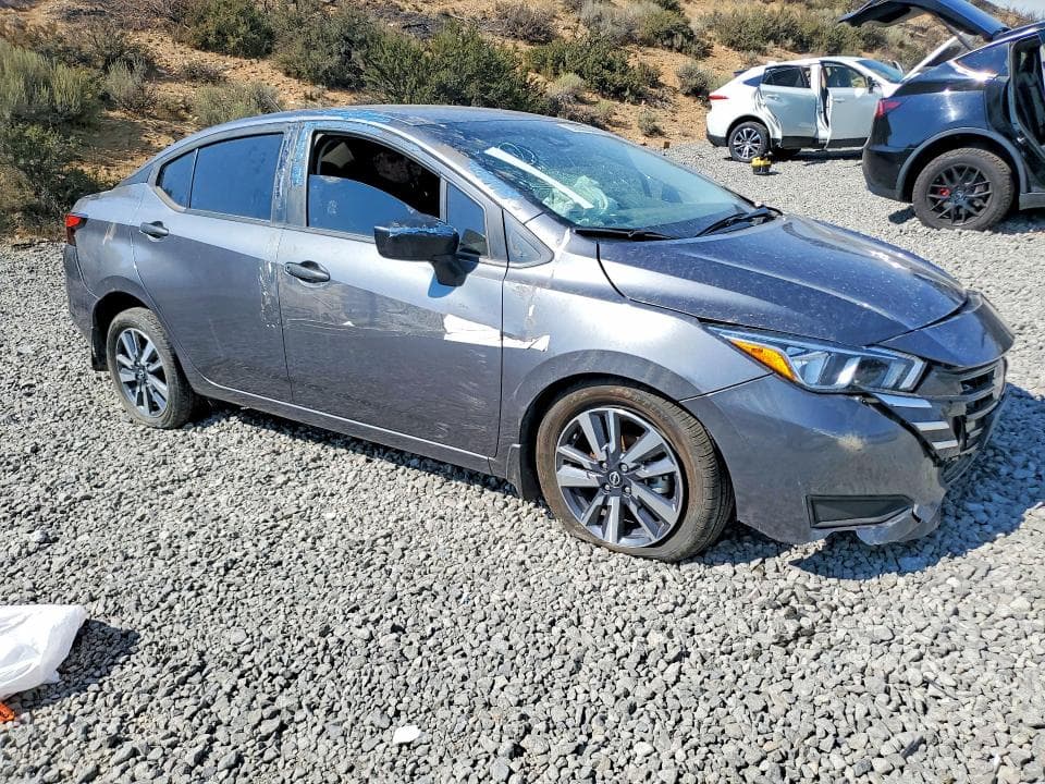 2024 NISSAN VERSA S 4