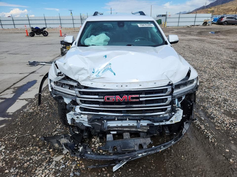 2021 GMC ACADIA SLE 5