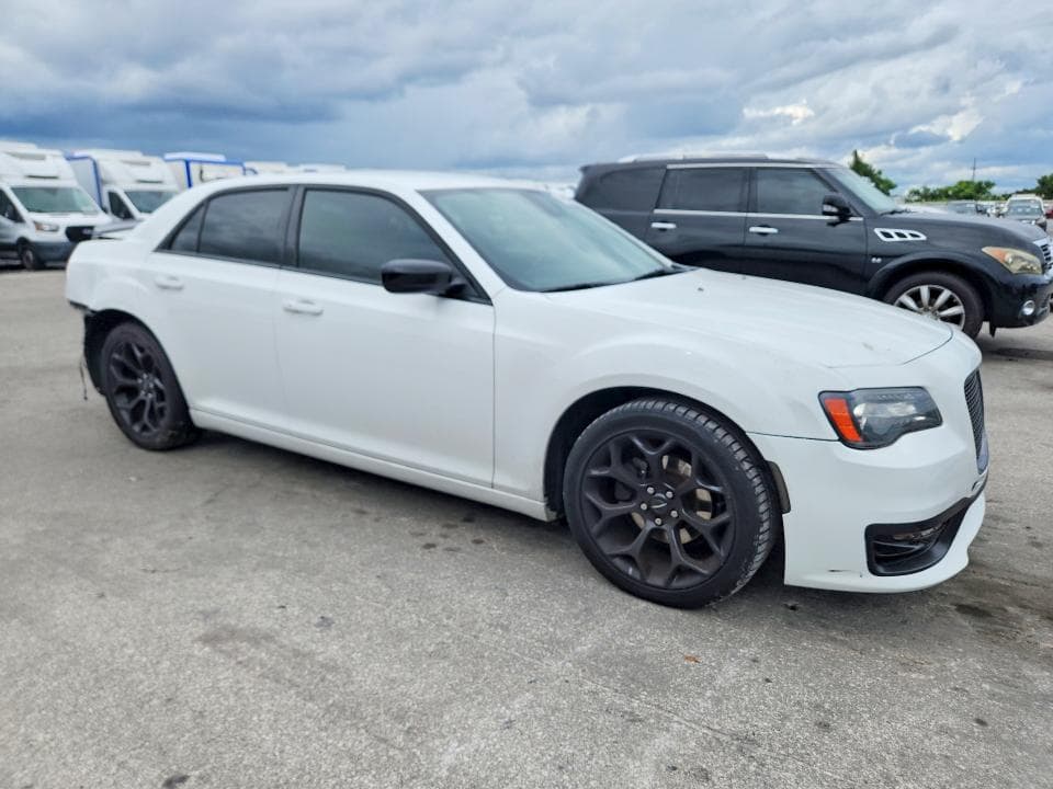 2019 CHRYSLER 300 TOURING 4