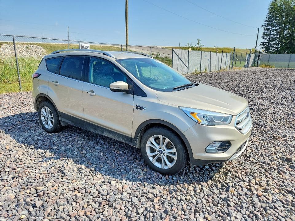 2017 FORD ESCAPE TITANIUM 4