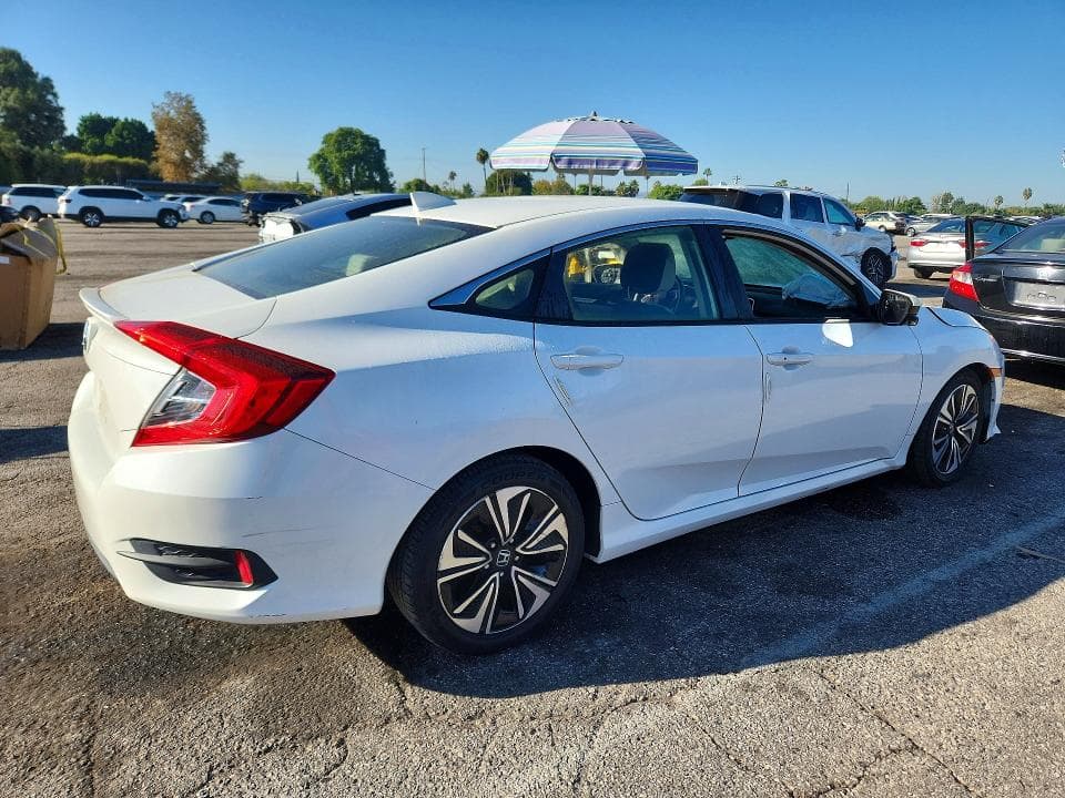 2018 HONDA CIVIC EX 3