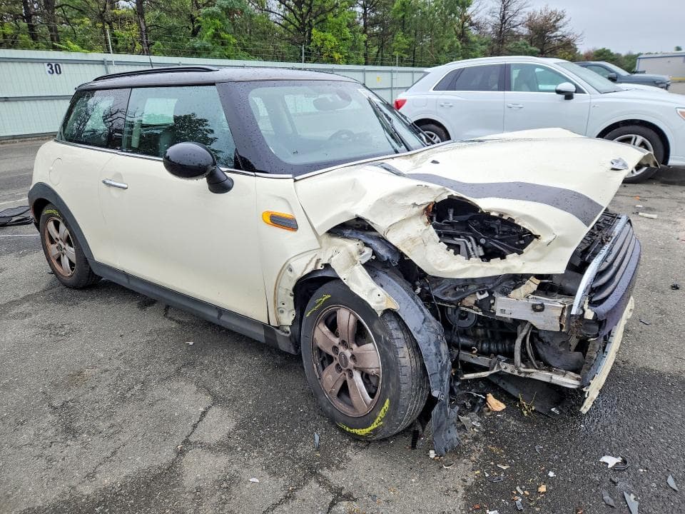 2017 MINI COOPER 4