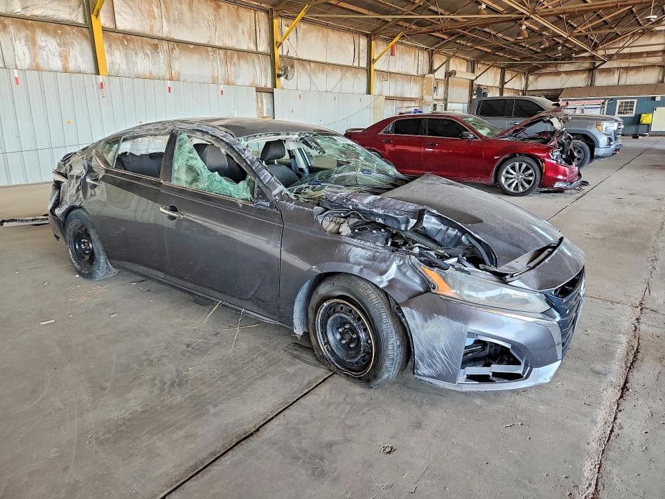 2024 NISSAN ALTIMA S 4