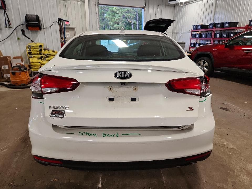 2017 KIA FORTE S 6