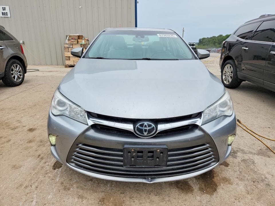 2017 TOYOTA CAMRY XLE 5
