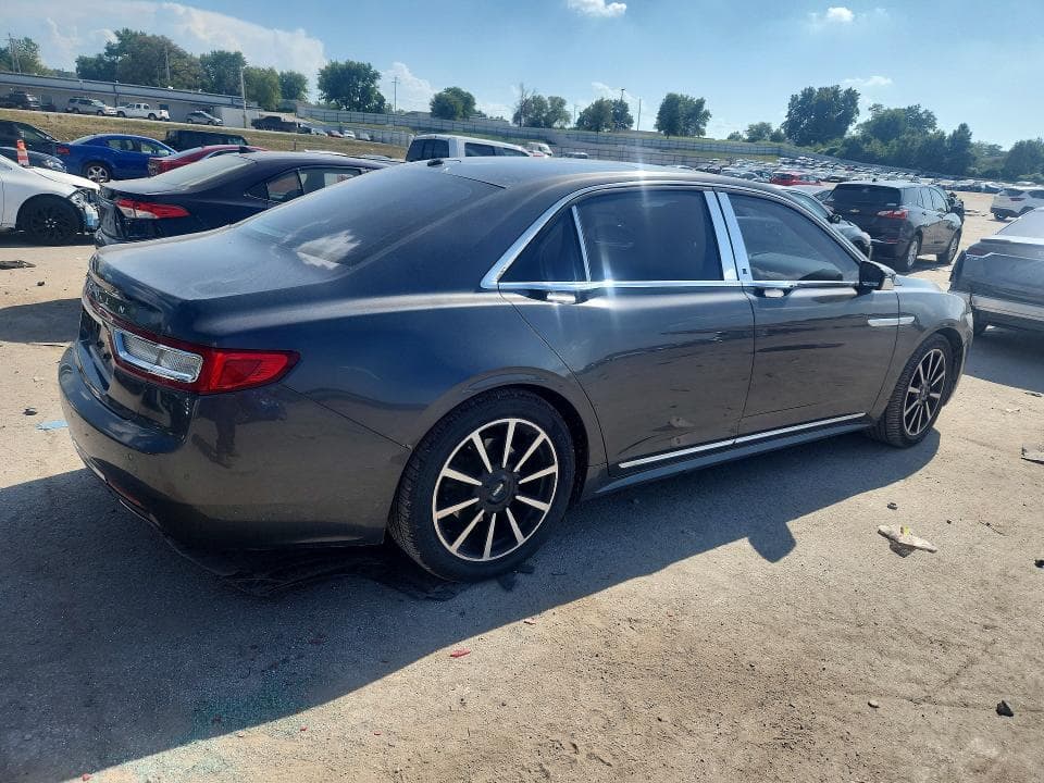 2017 LINCOLN CONTINENTAL RESERVE 3