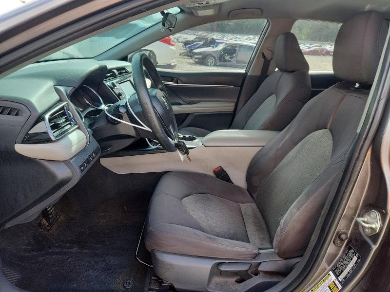 2020 TOYOTA CAMRY L 7