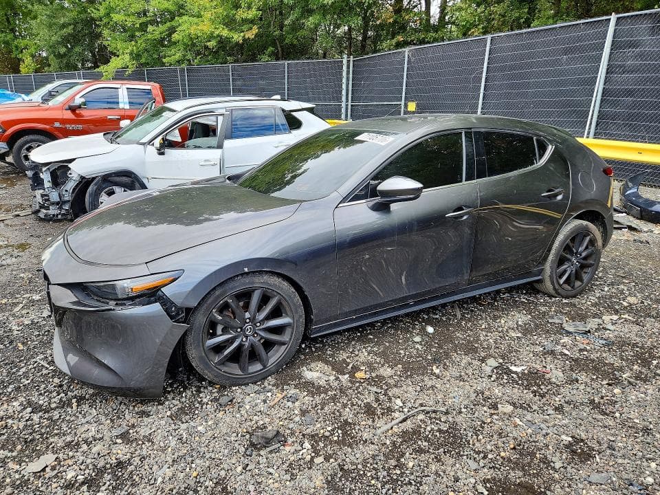 2019 MAZDA 3 PREMIUM