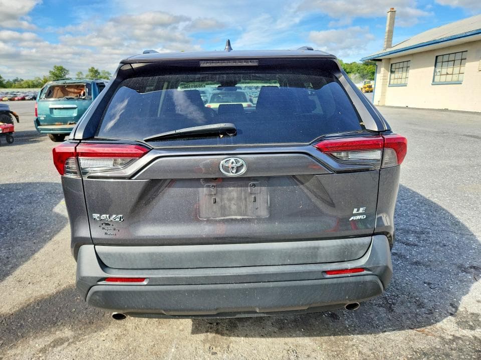 2019 TOYOTA RAV4 LE 6