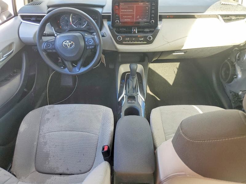 2021 TOYOTA COROLLA LE 8