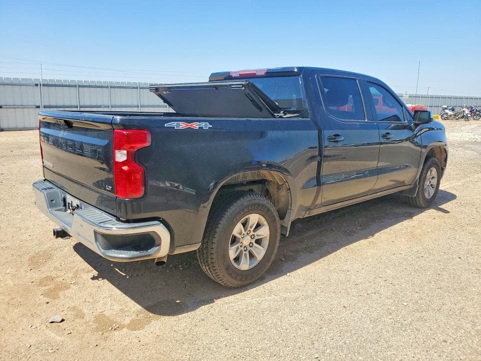 2023 CHEVROLET SILVERADO K1500 LT 3