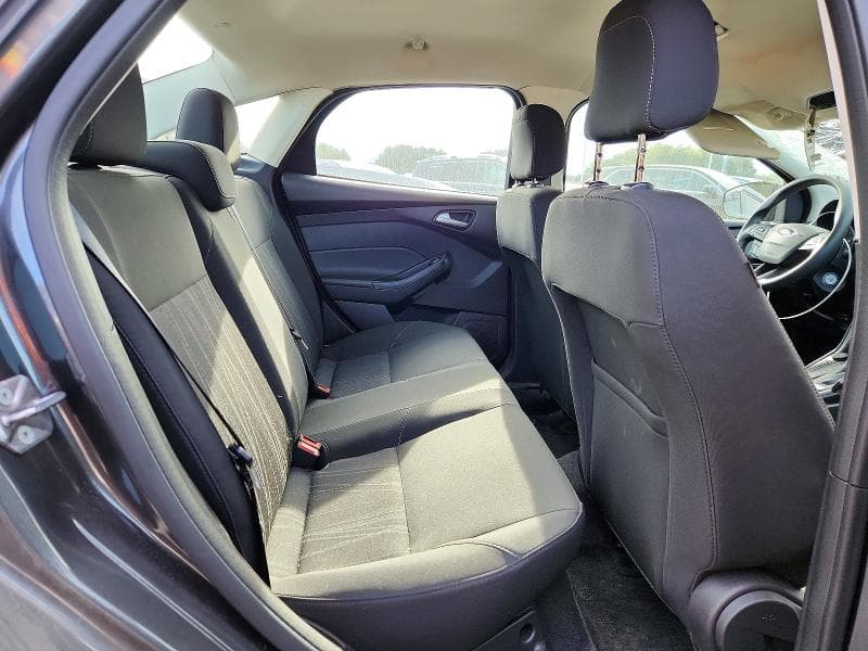 2018 FORD FOCUS SE 10