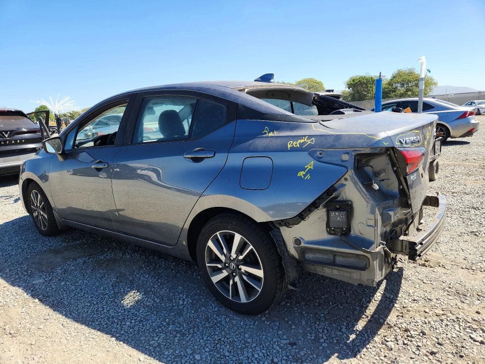 2022 NISSAN VERSA SV 2