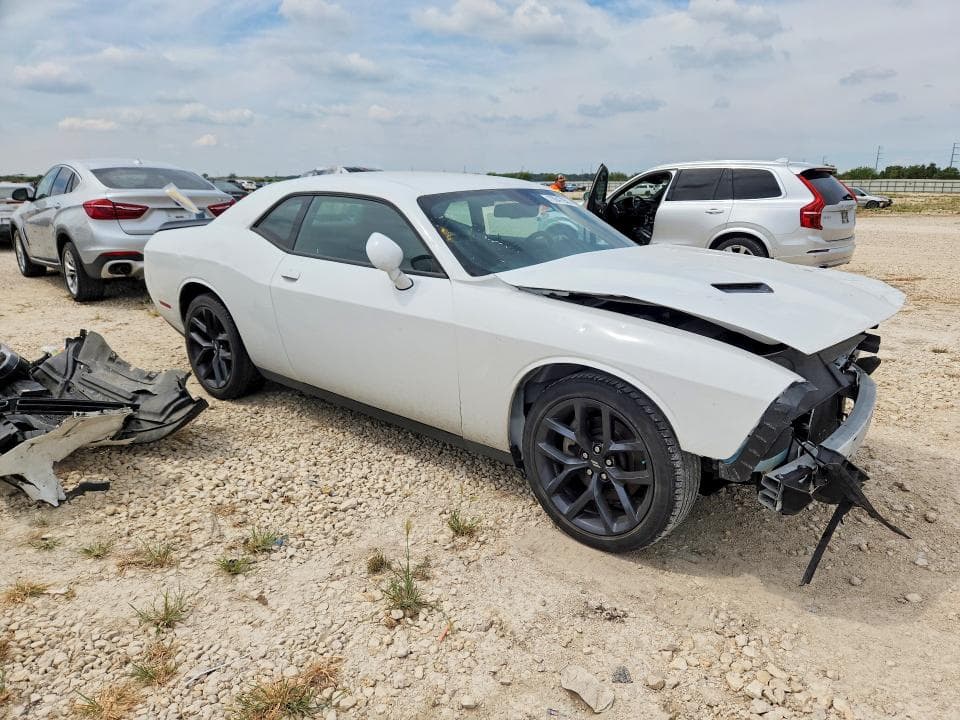 2023 DODGE CHALLENGER SXT 4