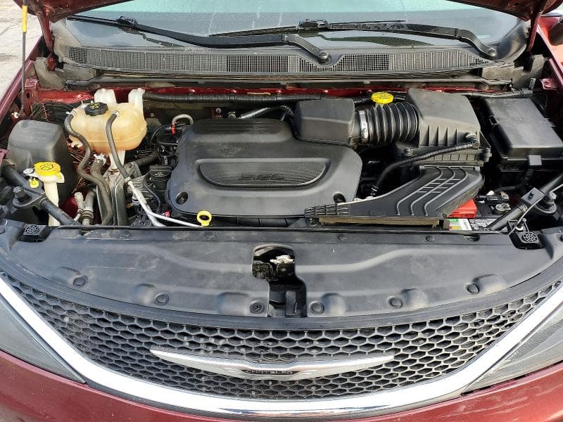 2021 CHRYSLER VOYAGER LXI 12