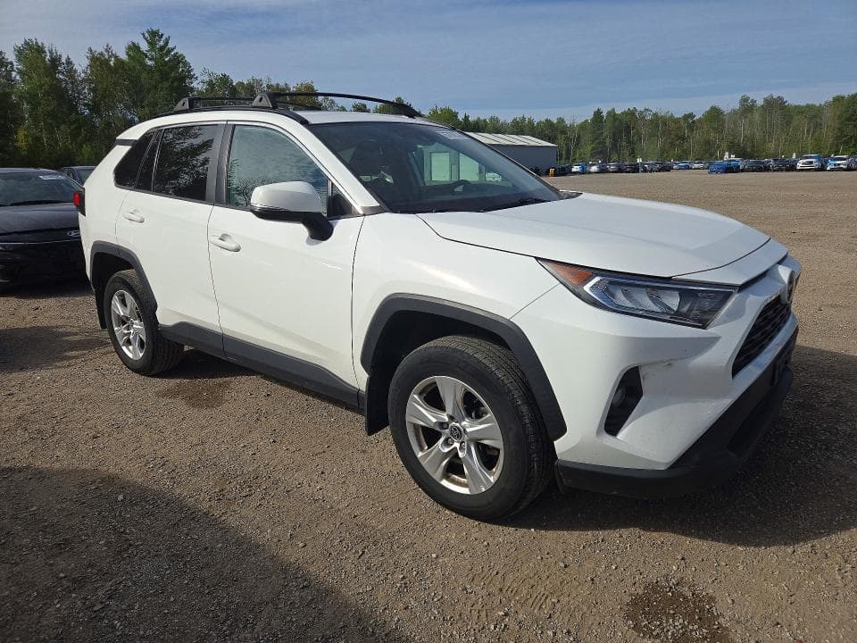 2021 TOYOTA RAV4 XLE 4