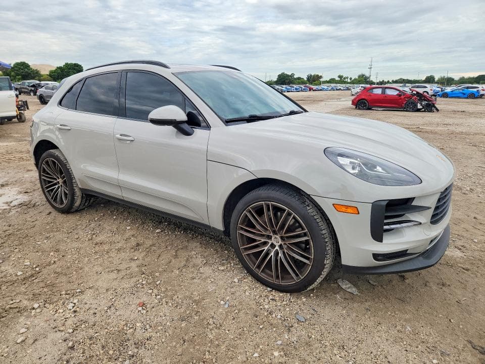 2020 PORSCHE MACAN S 4