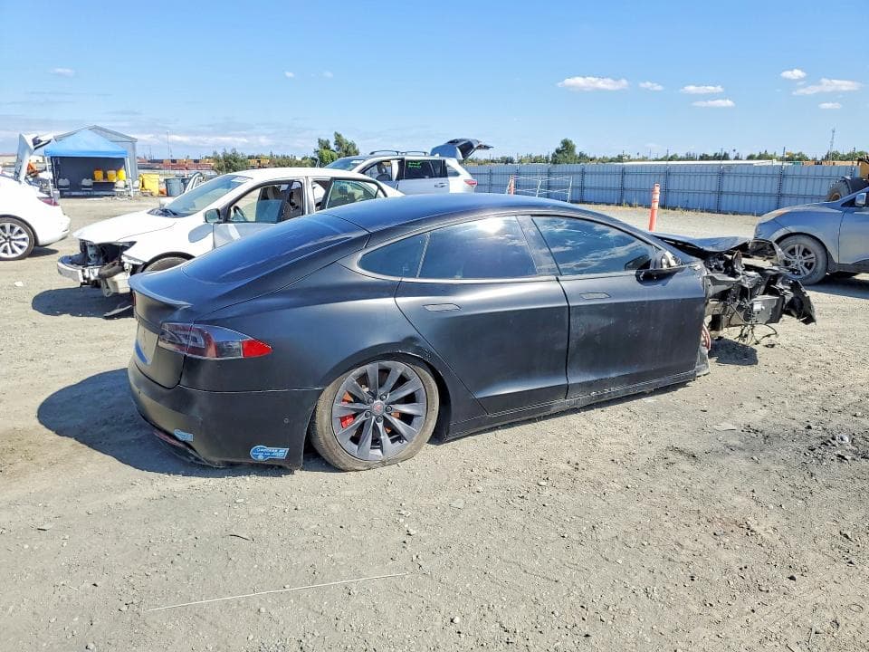 2020 TESLA MODEL S 3