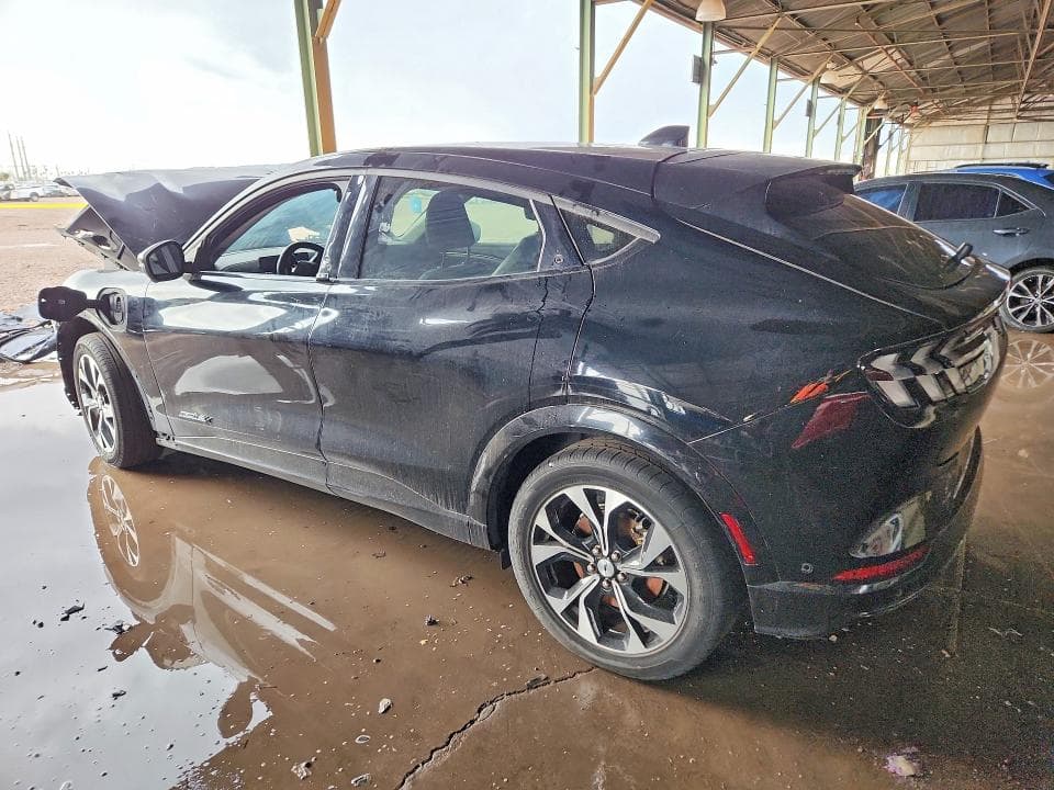2023 FORD MUSTANG MACH-E PREMIUM 2