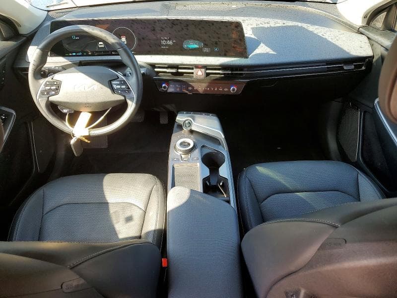 2024 KIA EV6 WIND 8