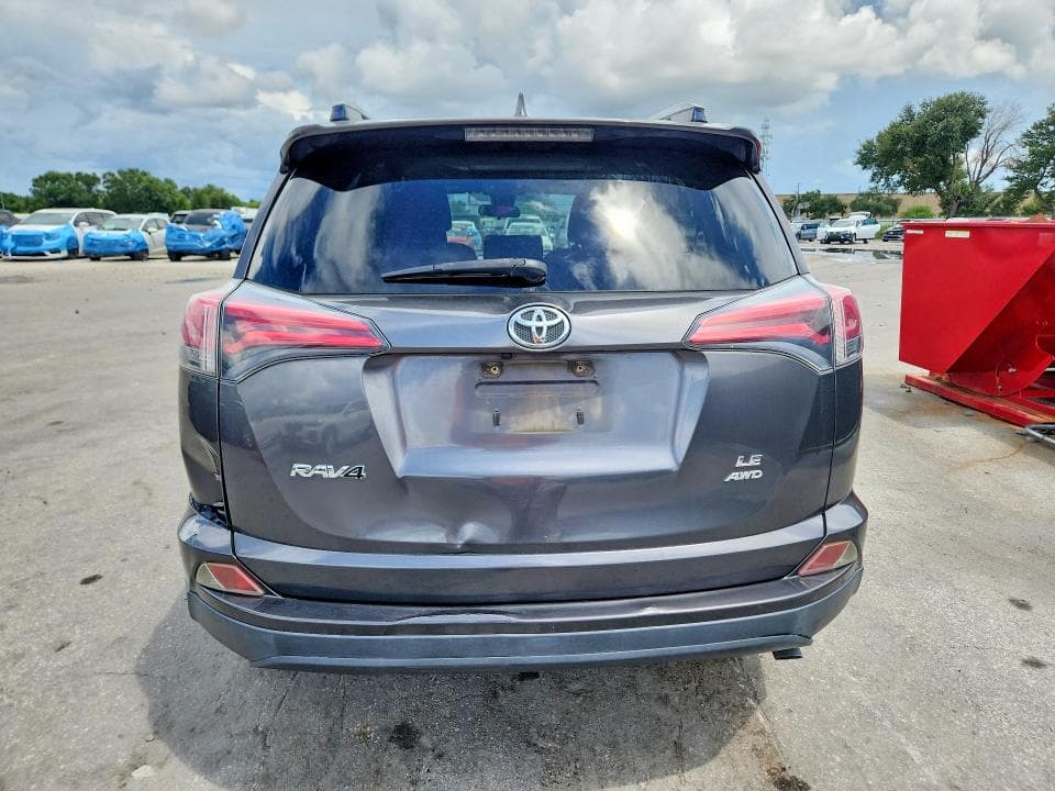 2018 TOYOTA RAV4 LE 6